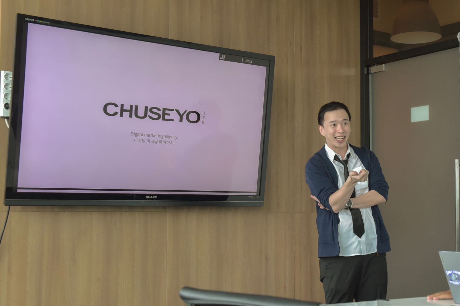 Audiensi Bersama Chuseyo, Wamen Ekraf Perluas Jejaring Industri Musik Nasional