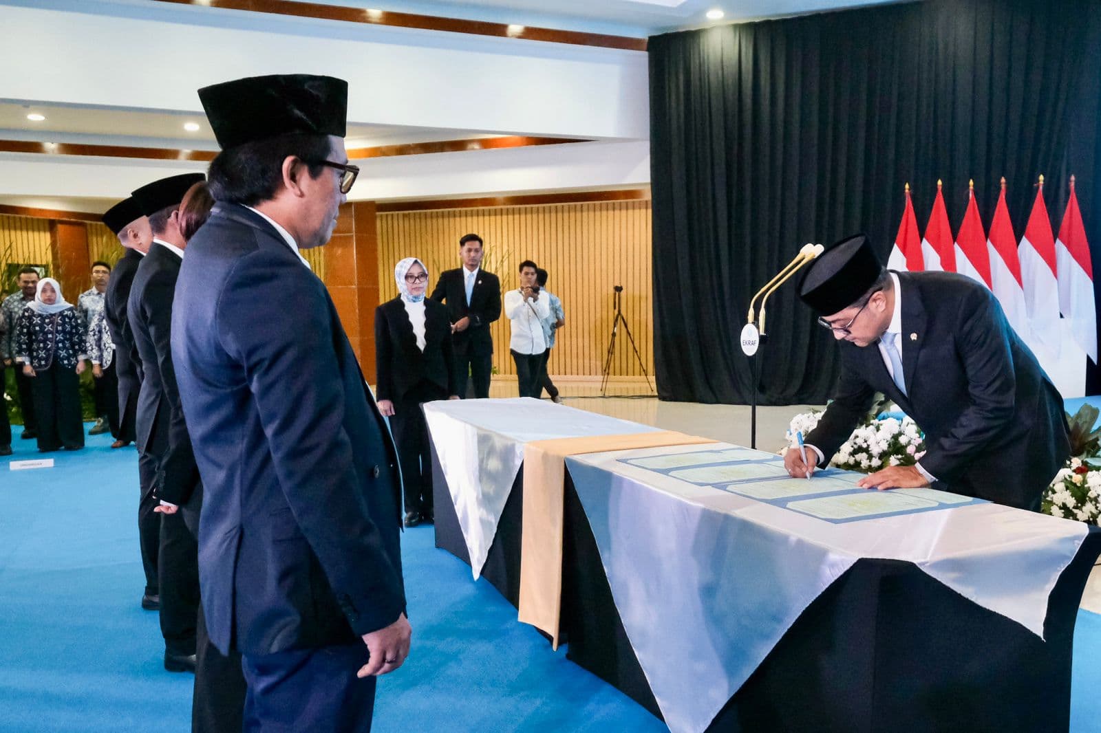 Menteri Ekraf Lantik Pejabat Kemenekraf, Tegaskan Jaga Integritas dan Loyalitas
