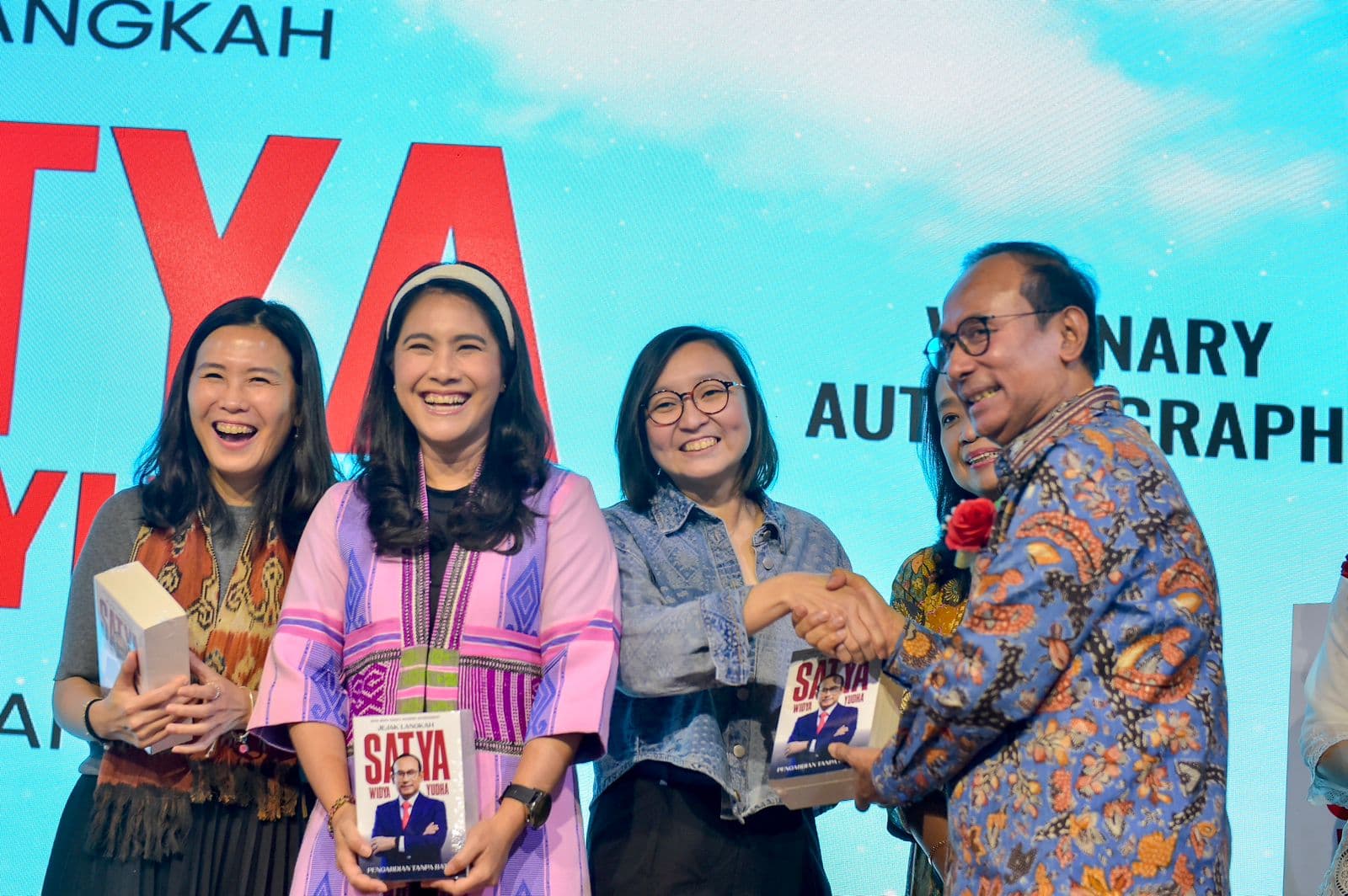 Wamen Ekraf Apresiasi Peluncuran Biografi Satya Widya Yudha