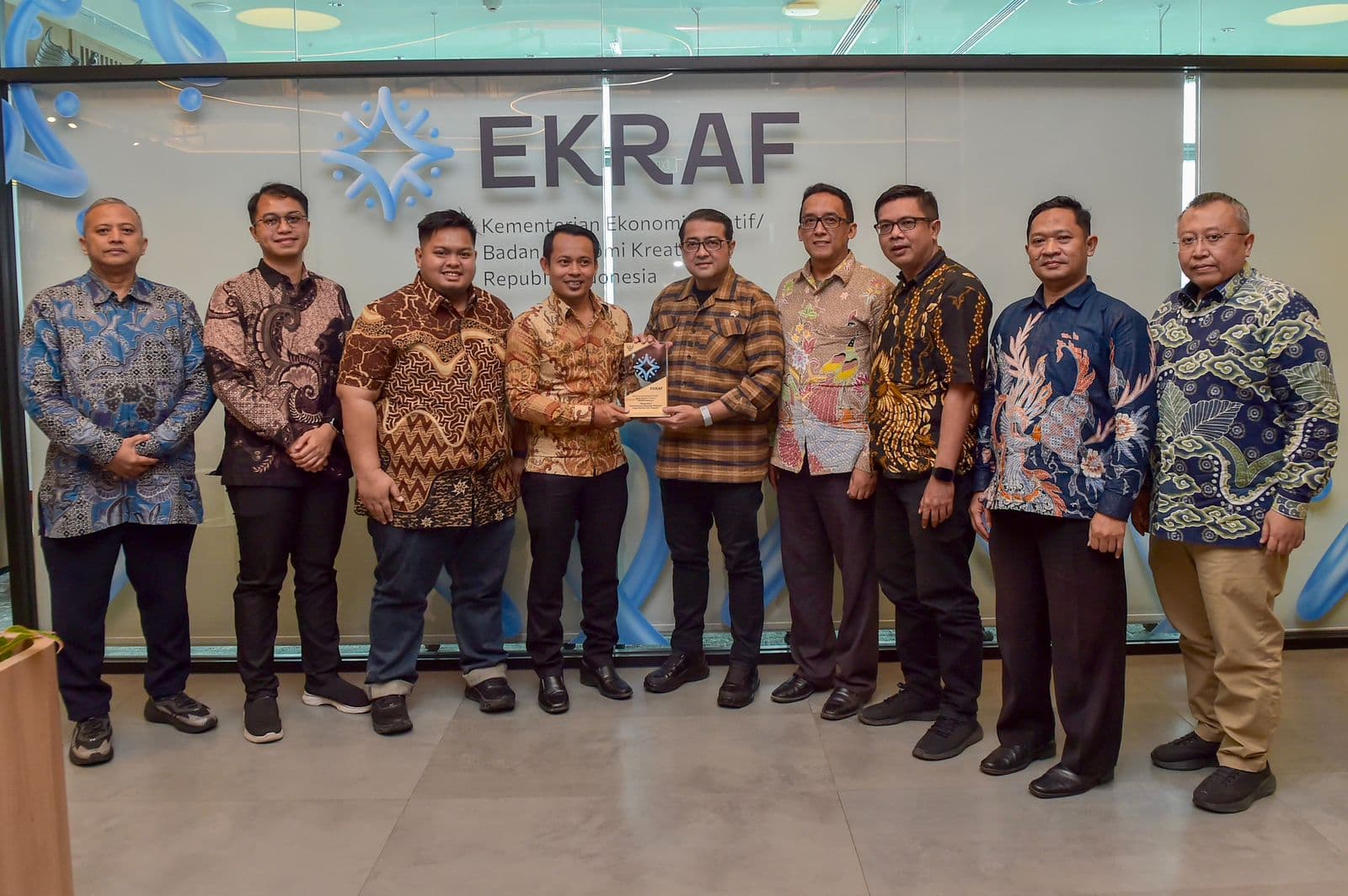 Menteri Ekraf Jajaki Pengembangan Ekosistem Startup bersama Starfindo