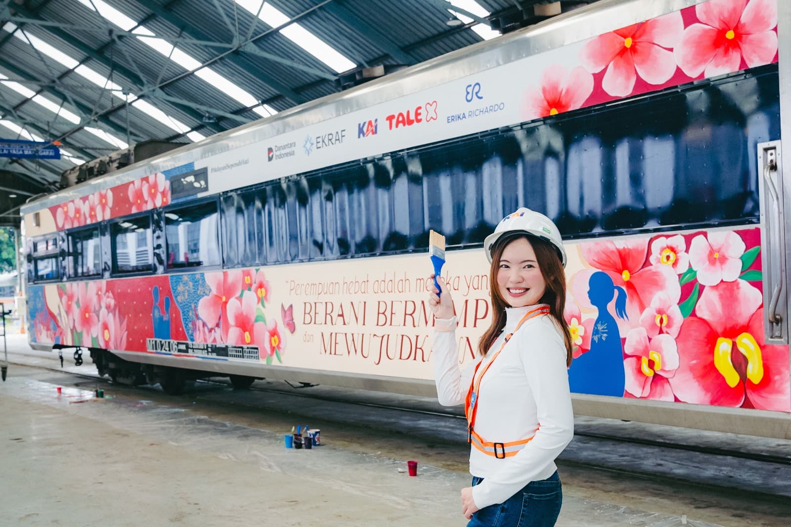 Kementerian Ekraf dan KAI Hadirkan Karya Seni di Kereta Api