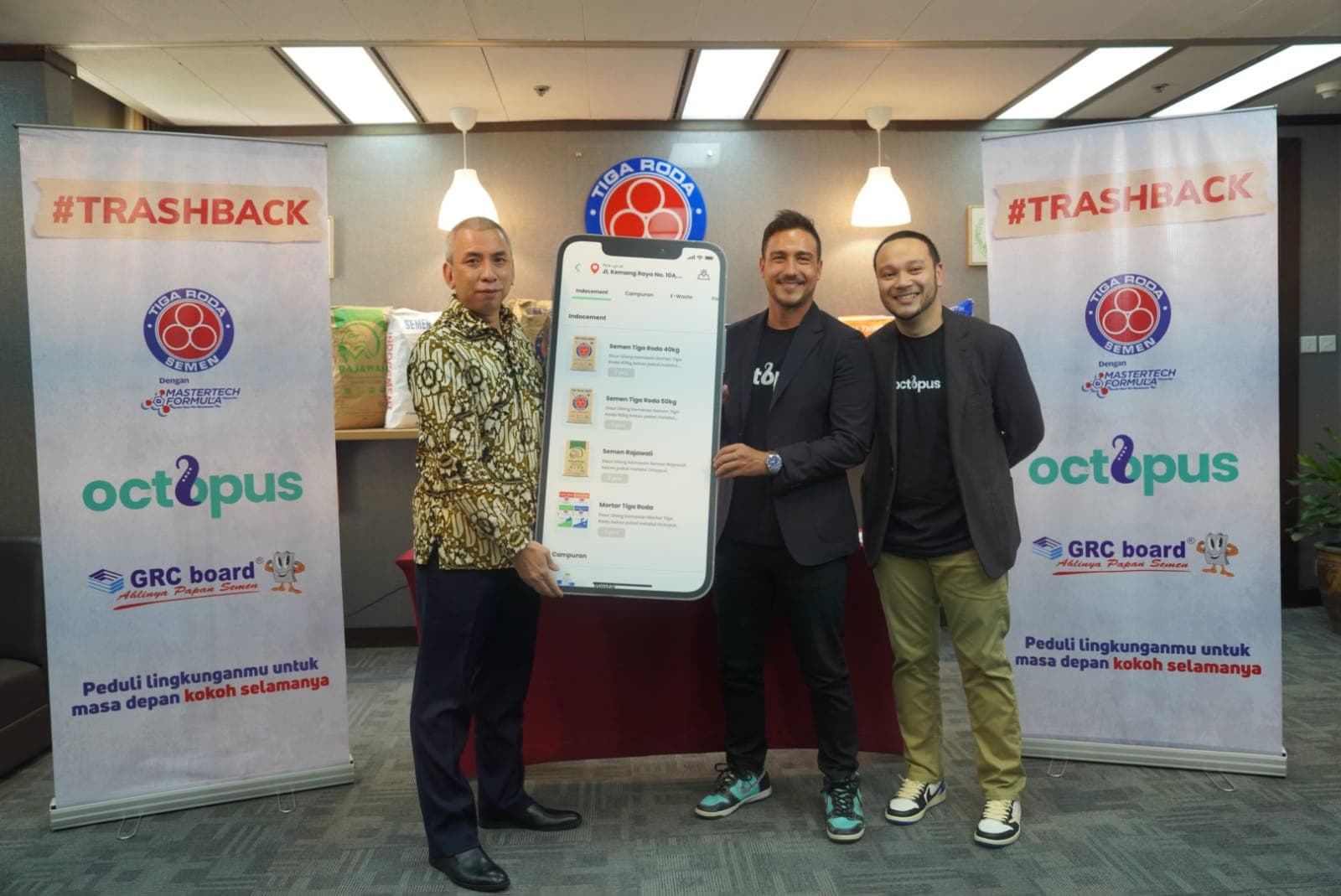 Tekan Biaya, INTP Sampai Gunakan Sampah Sebagai Bahan Bakar