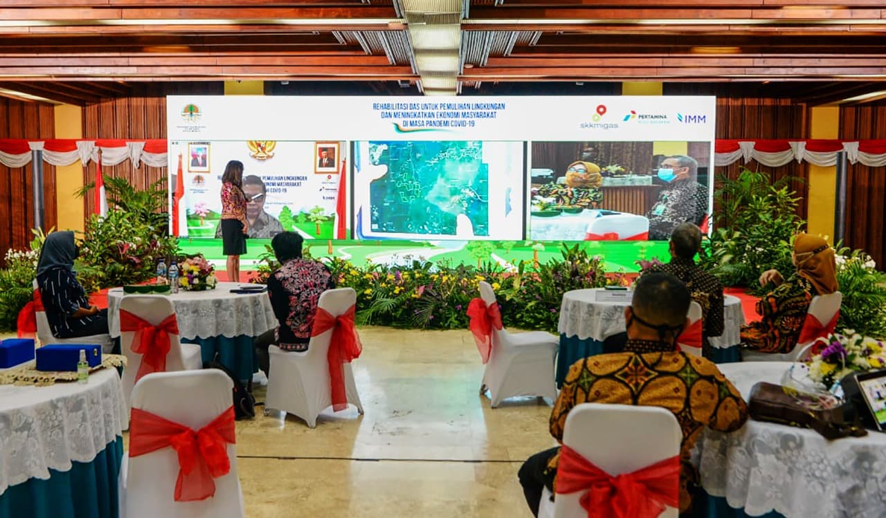 Anak Usaha ITMG Kembali Hijaukan 3.040 Hektar Taman Nasional Kutai