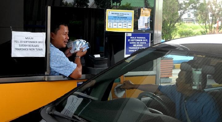 New Normal, Layanan Isi Ulang di Gerbang Tol Dihapuskan