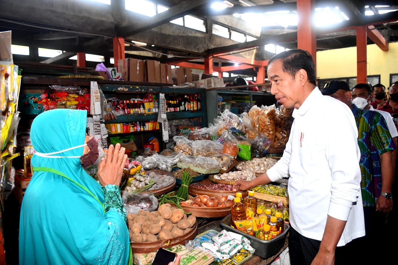 Jokowi Pastikan Harga Pangan Tetap Stabil, Beberapa Alami Penurunan