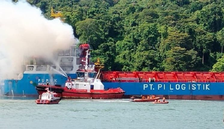 Kapal Kargo Terbakar, PT PI Pastikan Distribusi Pupuk Wilayah Jateng Aman