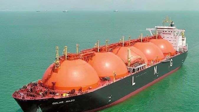 Tarif Tanker LNG Tembus USD350 Ribu, Pantau Emiten Pelayaran!