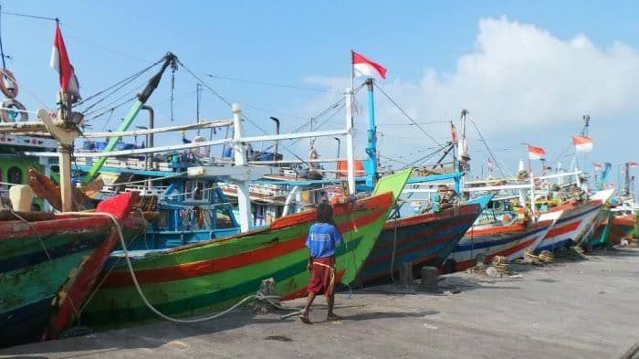 Nelayan Kapal 30-200 GT Dapat Harga BBM Khusus Rp15 Ribu per Liter