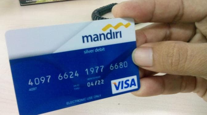 BMRI Himbau Nasabah Ganti Kartu Debit Lama Menjadi Chip