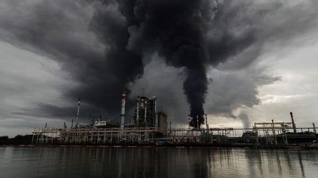 Kerugian Material Kebakaran Tangki Pertamina Masih Diselidiki