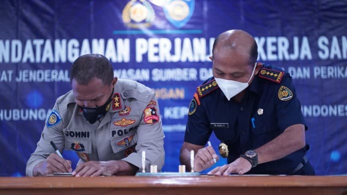 Berantas Illegal Fishing, KKP Rangkul Jaringan Interpol