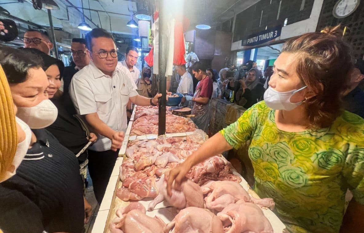 Mendag Pastikan Jelang Hari raya Lebaran Harga Bapok Stabil