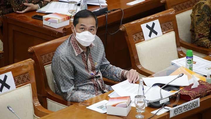 Marak Robot Trading Ilegal, DPR Minta Mendag Lutfi Benahi Bappebti