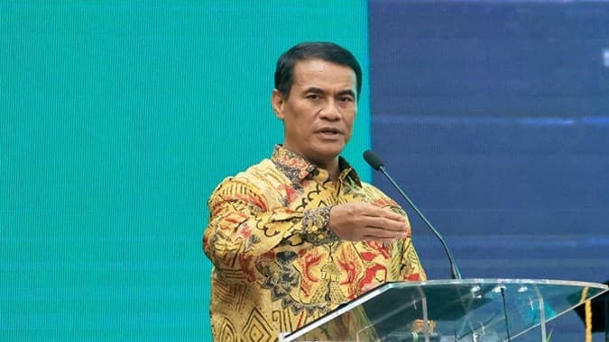 Keras, Mentan Ancam Cabut Izin Usaha Distributor Yang Mempersulit Petani