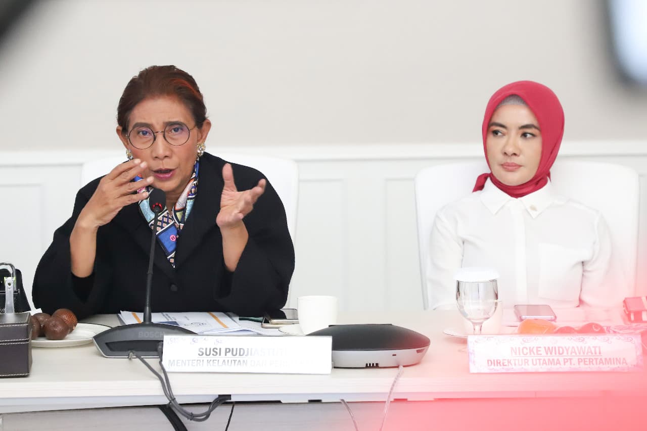 Menteri Susi Berharap Pertamina Bisa Segera Atasi Tumpahan Minyak Hingga Tuntas