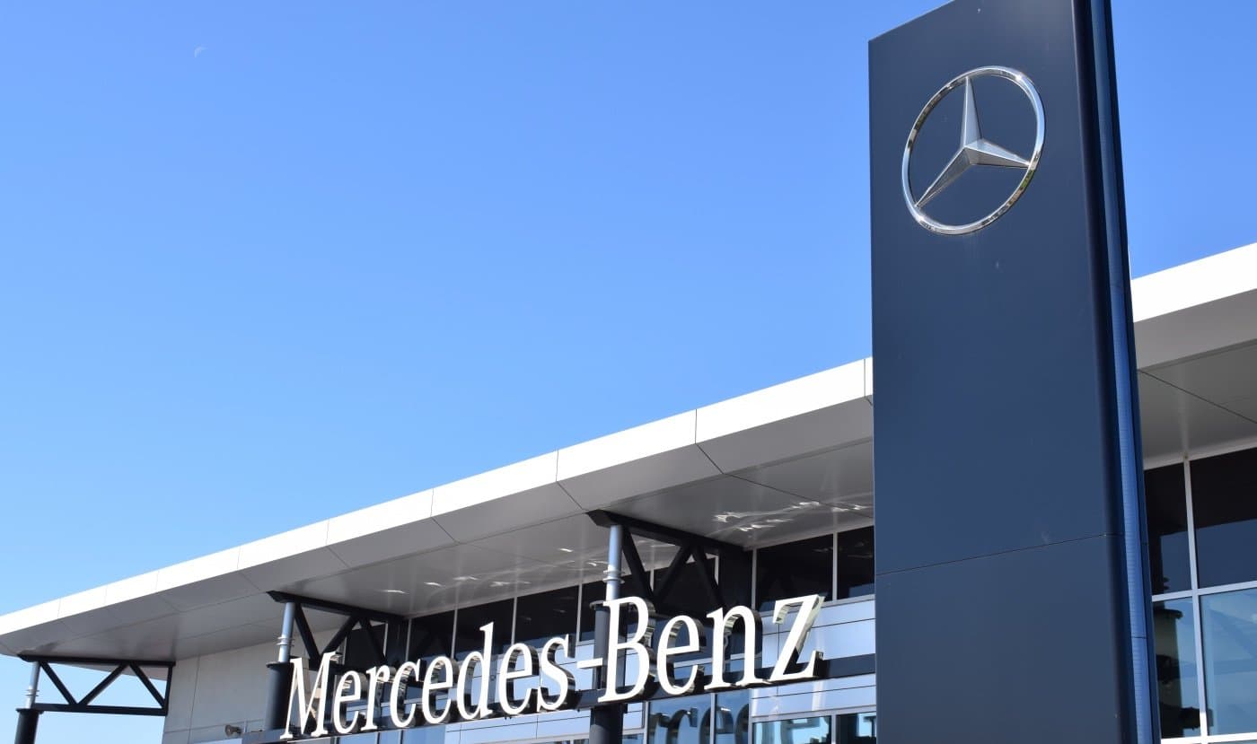 Mercedes-Benz Torehkan Rekor Penjualan di Tiongkok