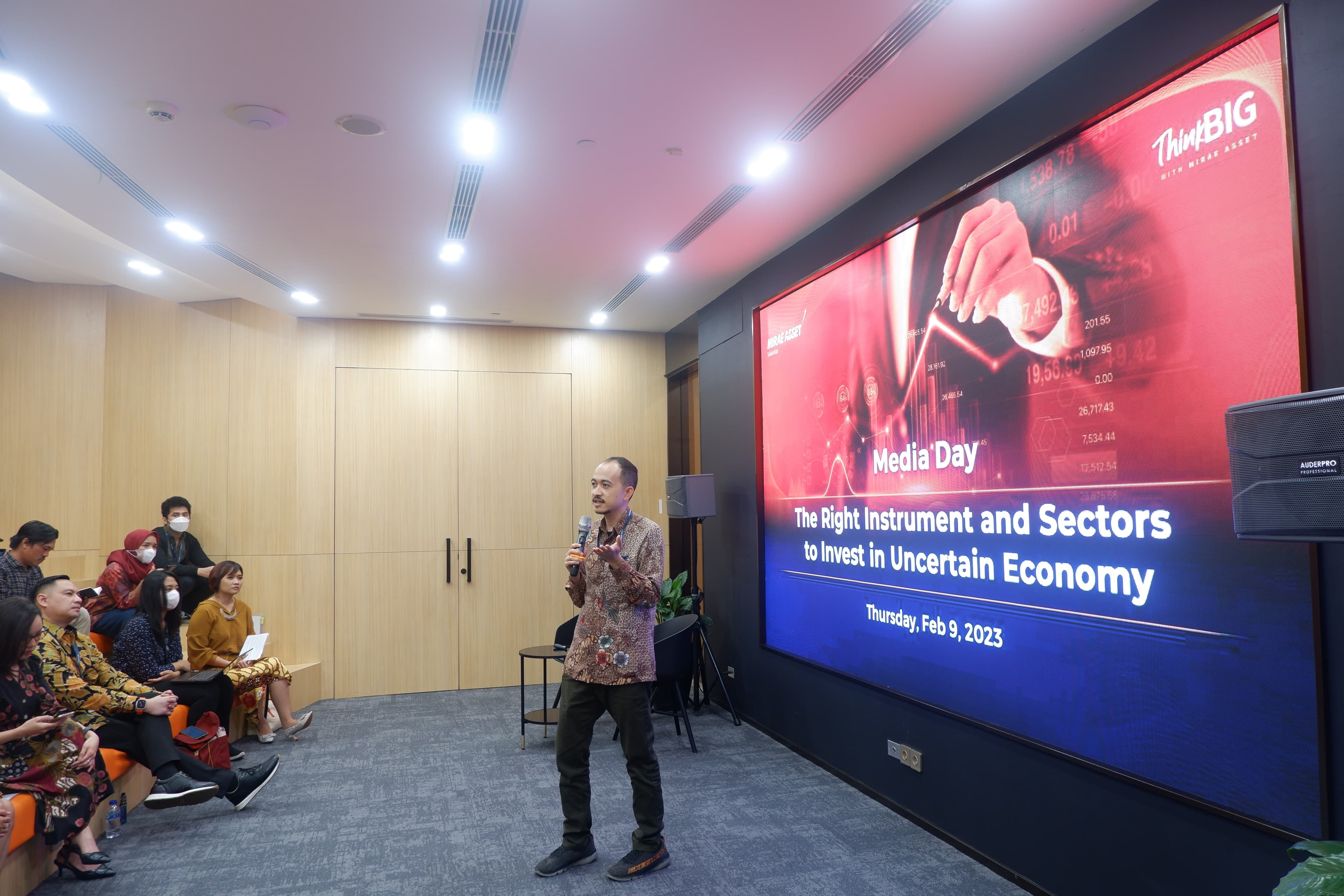 Mirae Aset Unggulkan Saham Otomotif dan Telekomunikasi Pada Tahun Politik