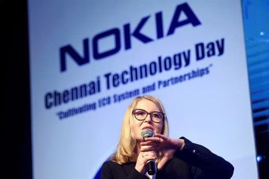 Monika Maurer Tinggalkan Nokia