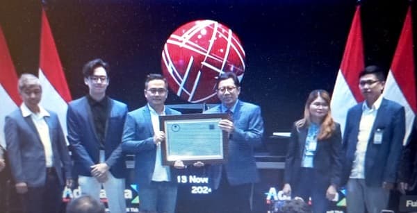 Adiwarna Anugerah Abadi Tbk Jadi Perusahaan Fire Protection System Pertama yang Melantai di BEI
