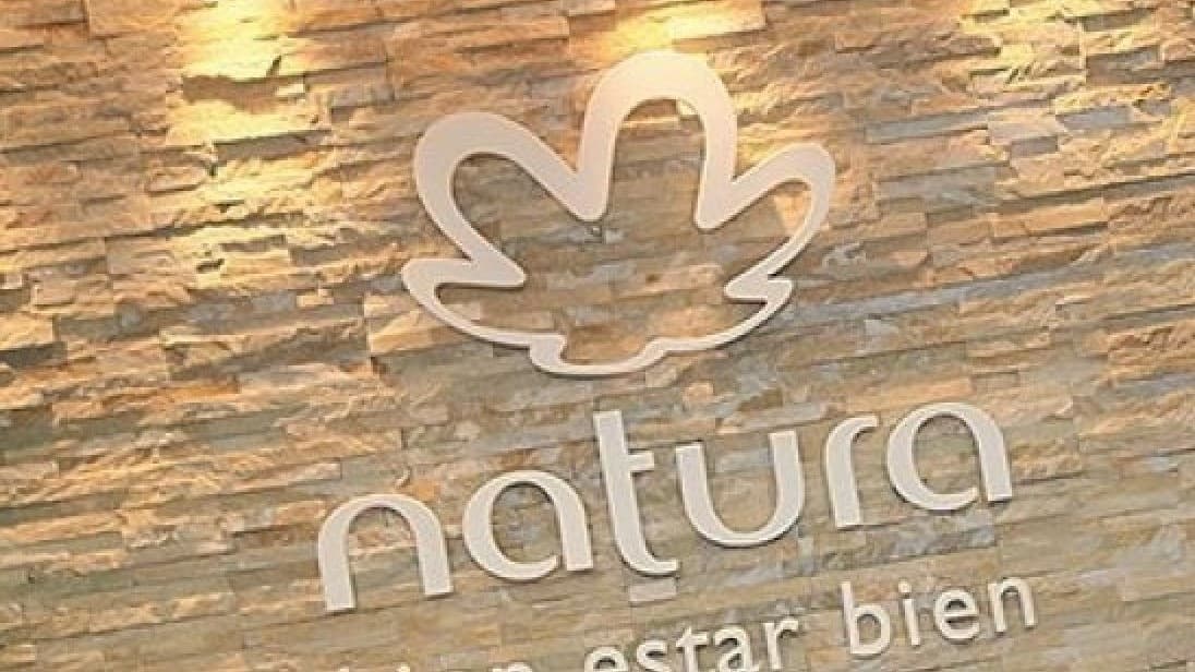 Natura Berencana Akuisisi Avon
