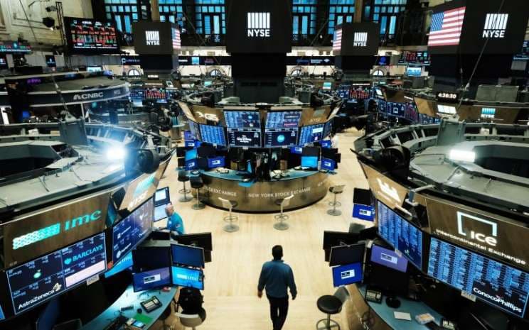Saham Perbankan Melonjak, Wall Street Menguat