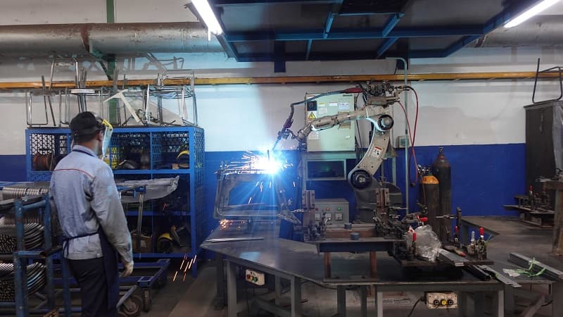 CINT Ngebut di 2025! Laba Melonjak 85%, Penjualan Tembus Rp518 Miliar— Segmen Pendidikan Jadi Mesin Uang Baru!