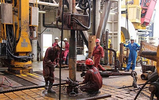 PwC Prediksi Industri Migas Kurangi Pekerja