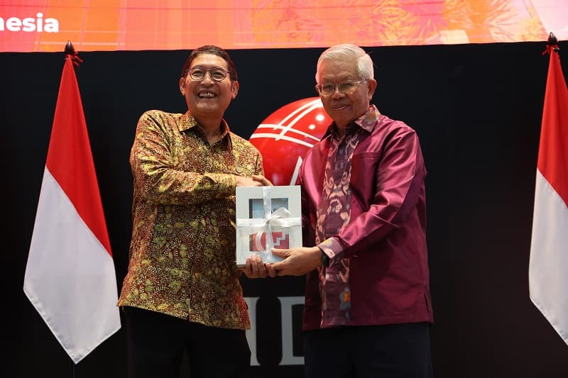 SRO Sponsori Penerbitan Buku BAPMI