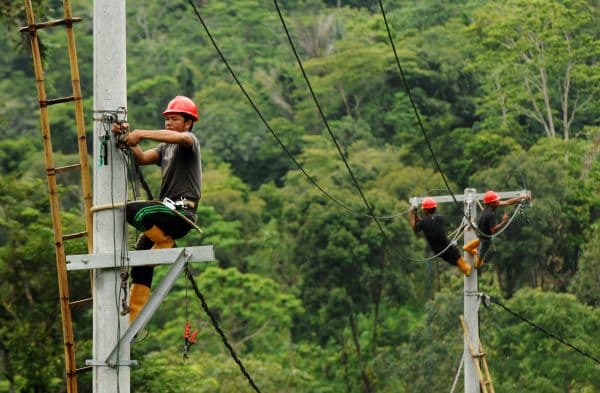 HUT Ke-76, PLN Terangi 83.125 Desa di Indonesia