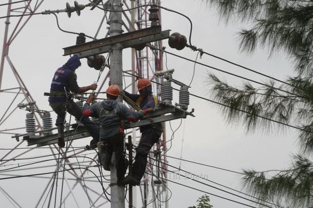 PLN Terjunkan 178 Personel Percepat Pemulihan Listrik di SulBar