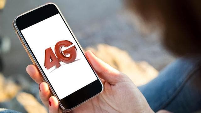 Kemenperin Akan Batasi Impor Ponsel 4G