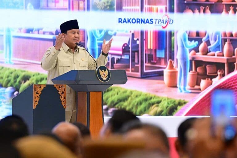 Prabowo Sebut Indikasi Keterlibatan Perusahaan Asing di Karhutla 