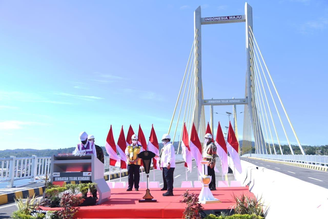 Jembatan Teluk Kendari Jadi Ikon Pengembangan Kawasan dan Usaha Baru