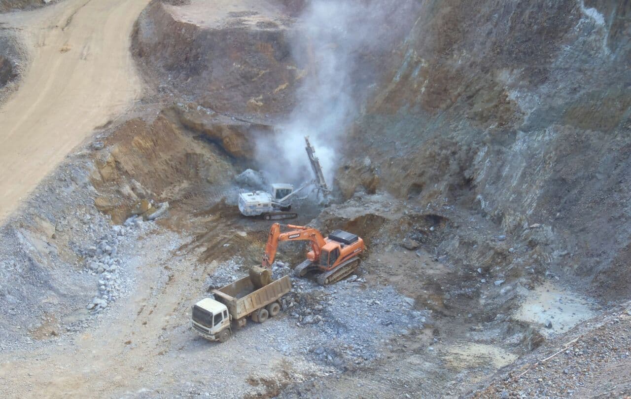 Dongkrak Pendapatan, ZINC Kejar Pengoperasian Smelter Timbal di akhir 2022, Smelter Seng di 2023