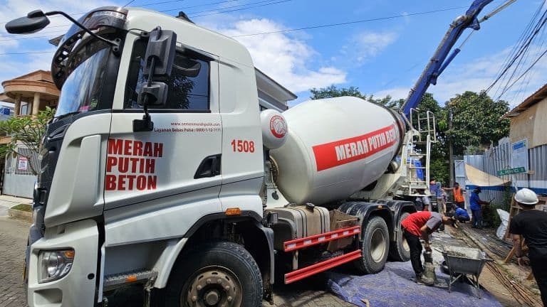 CMNT Catat Pertumbuhan Laba Usaha 77% di Tengah Badai Industri, RUPST Putuskan Susunan Direksi Baru
