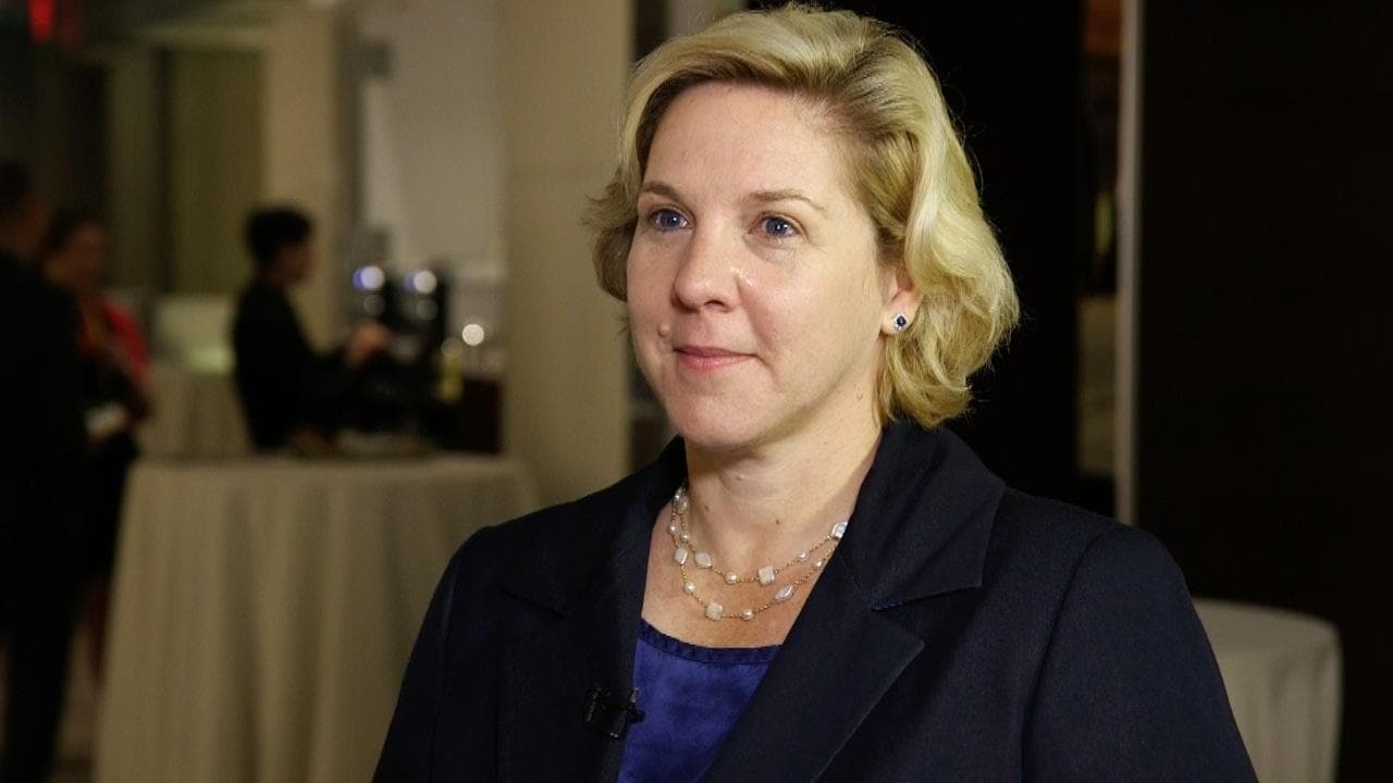 Tesla Tunjuk Denholm Sebagai Chairman