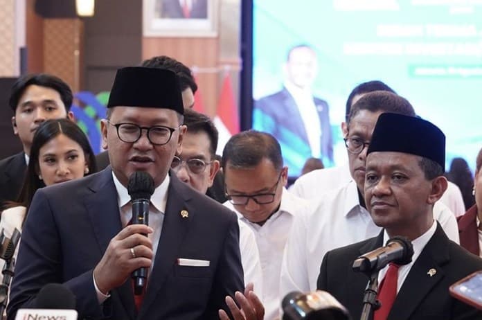 Dilantik Jadi Menteri Investasi, Rosan Optimis Capai Target Rp1.650 Triliun