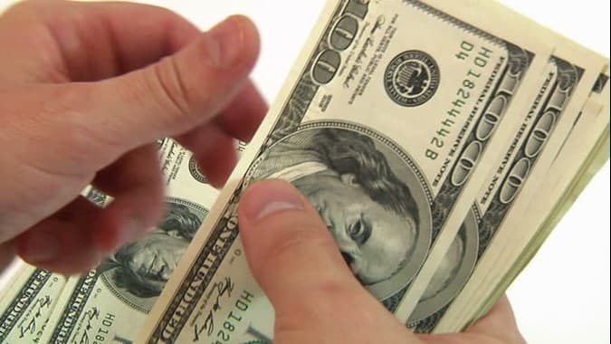 Nilai Tukar Dolar AS Alami Penguatan