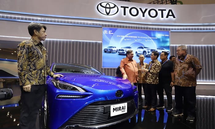 Teknologi Ramah Lingkungan Toyota Mirai Gen-2 Sita Perhatian Menteri Airlangga Hartarto