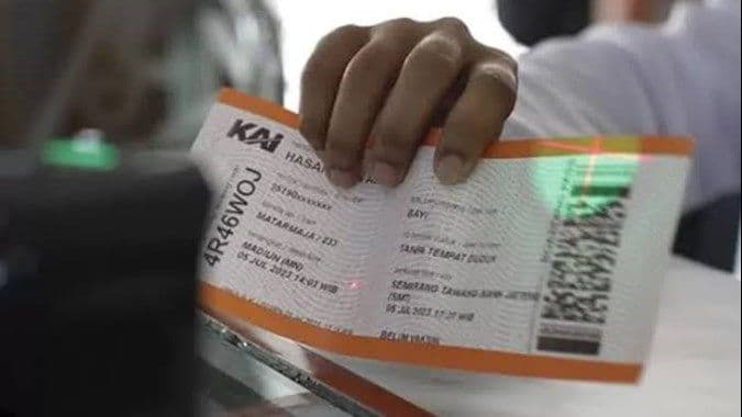 Penumpang Terdampak Insiden di Bekasi Timur, KAI Pastikan Refund Tiket