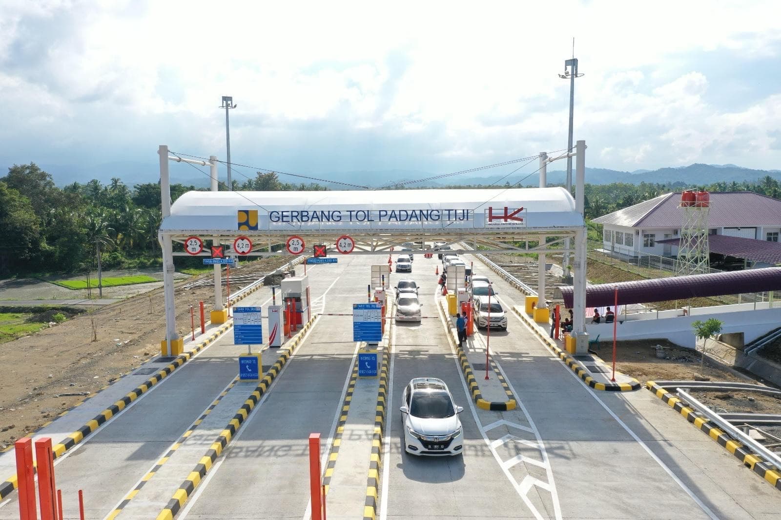 Percepat Distribusi Bantuan Bencana, Jalan Tol Sigli-Banda Aceh Dibuka Fungsional