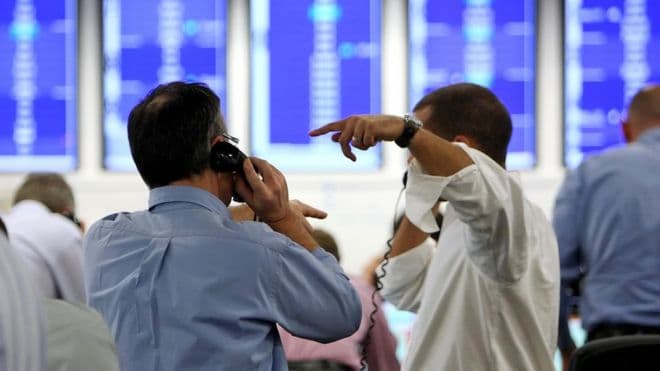 Wall Street Menguat, Bursa Eropa Datar