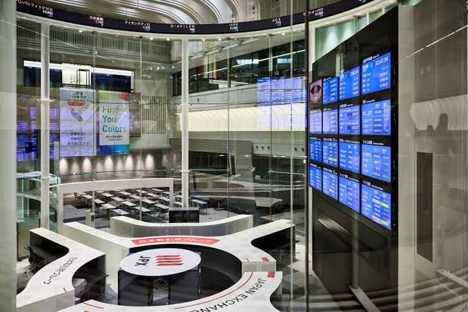 Indeks Nikkei Turun 0,3 Persen