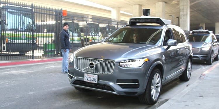 Uber Beli 24.000 Mobil Swakemudi Volvo