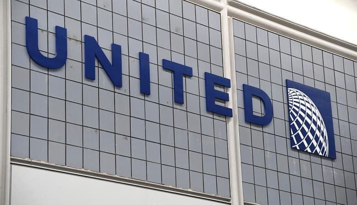 United Airlines Pesan Pesawat Baru