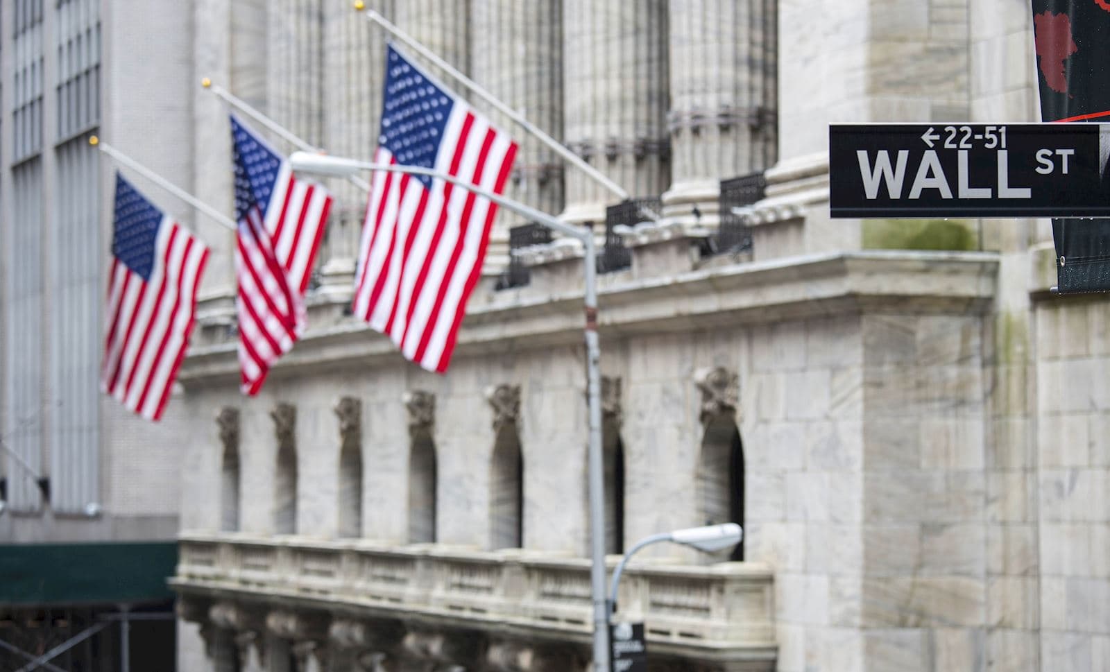 Wall Street Menguat Seiring Dimulainya Pertemuan FOMC