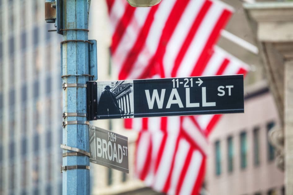 Wall Street Menguat, Indeks S&P 500 dan Komposit Nasdaq Rekor