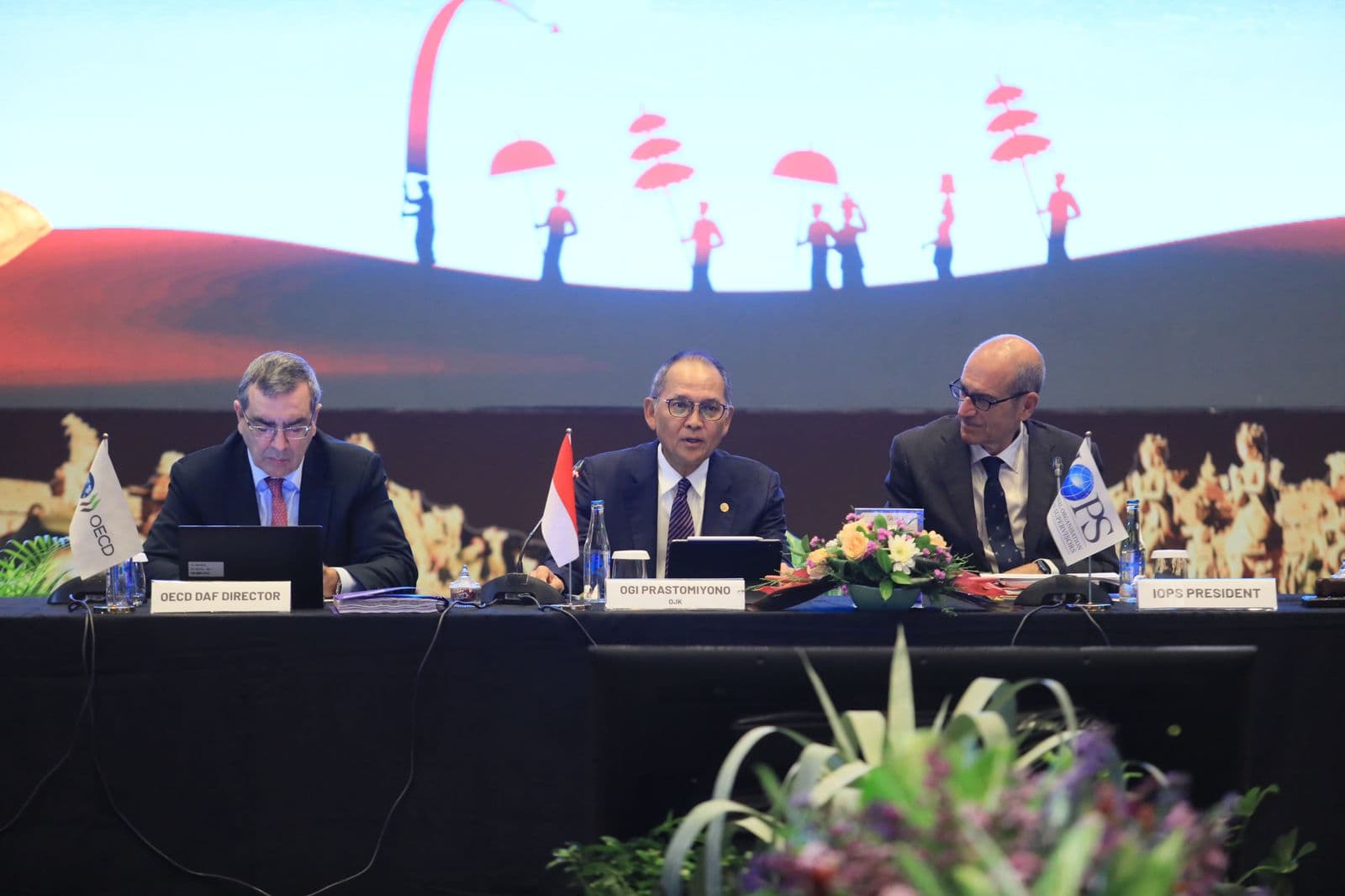 OJK Resmi jadi Anggota Komite Eksekutif Pengawas Dana Pensiun Internasional