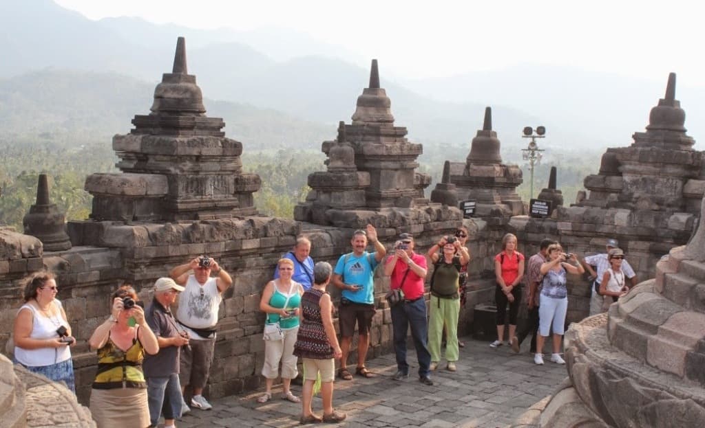 Penurunan Ekonomi Jadi Momentum Transformasi Sektor Pariwisata dan Penerbangan