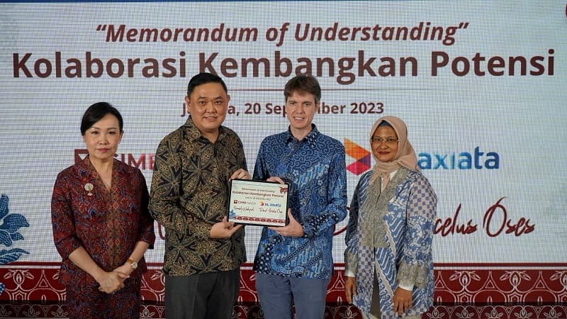 XL Axiata dan CIMB Niaga Jalin Kerja Sama Sinergikan Layanan Perbankan dan Telekomunikasi